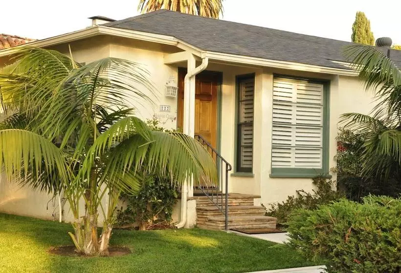 فندق The Eagle Inn