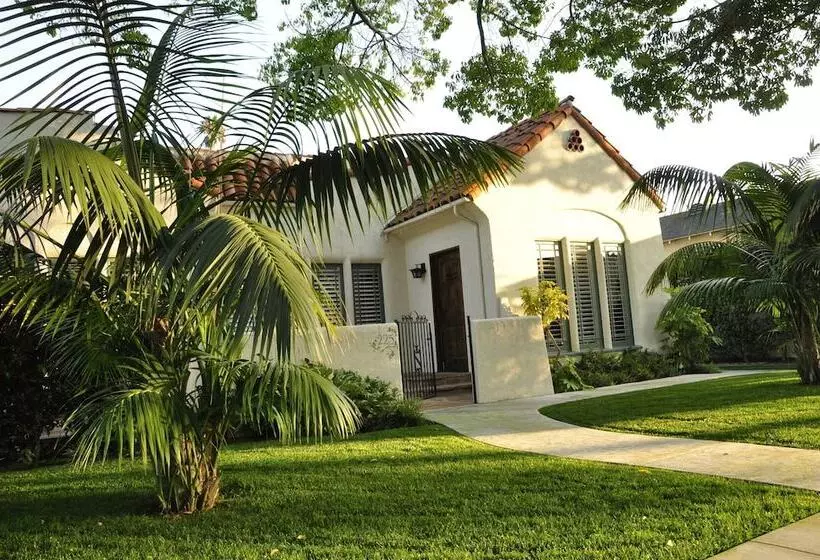 فندق The Eagle Inn