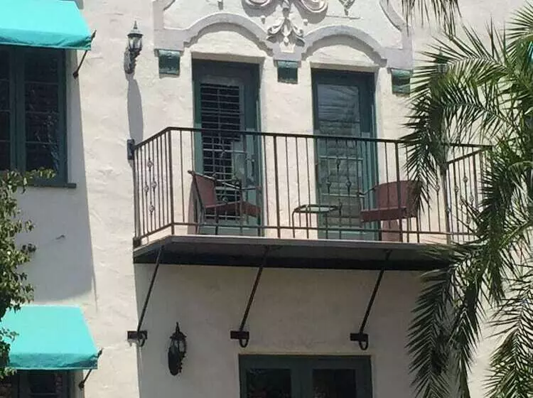 فندق The Eagle Inn