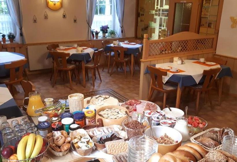 בית מלון כפרי Vöslauerhof