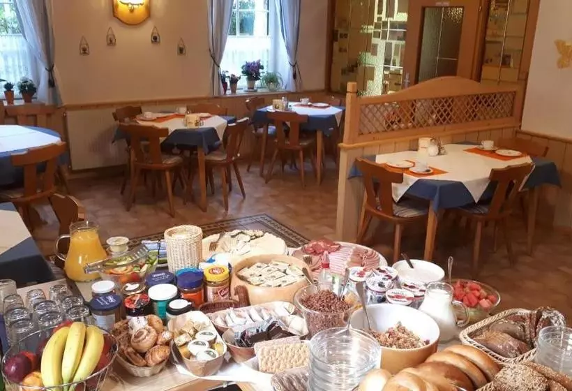 ホテル Vöslauerhof