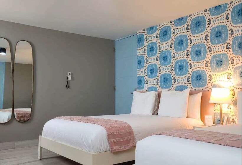 مسافرخانه Trópica Beach