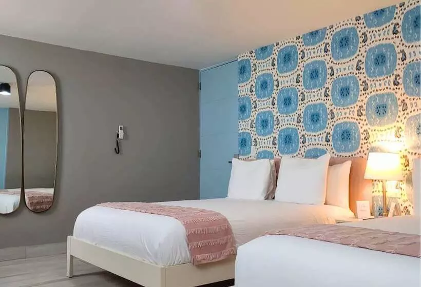 مسافرخانه Trópica Beach