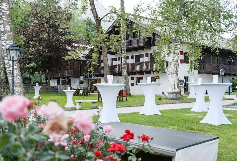 Schloss Prielau Hotel & Restaurants