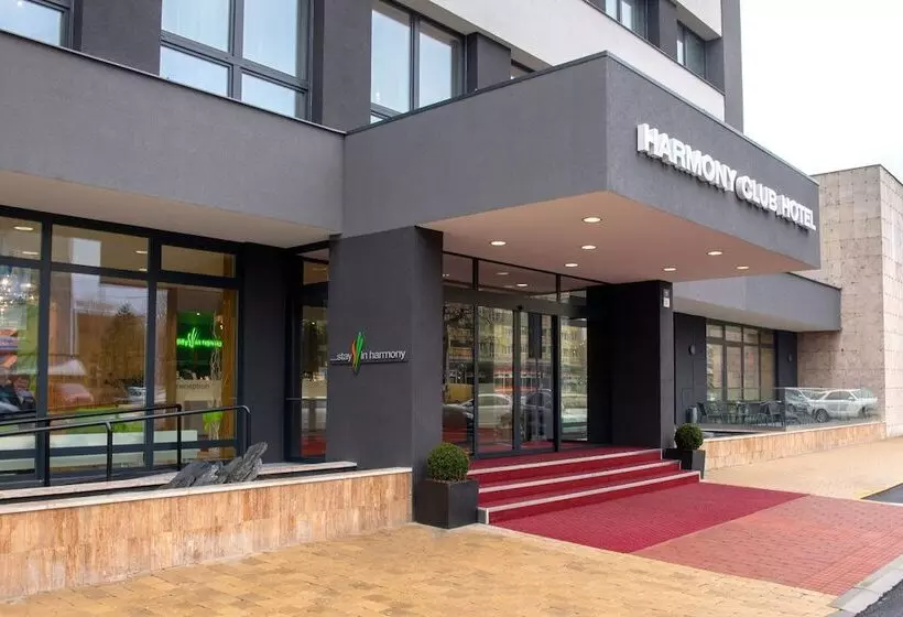 Hotel Harmony Club