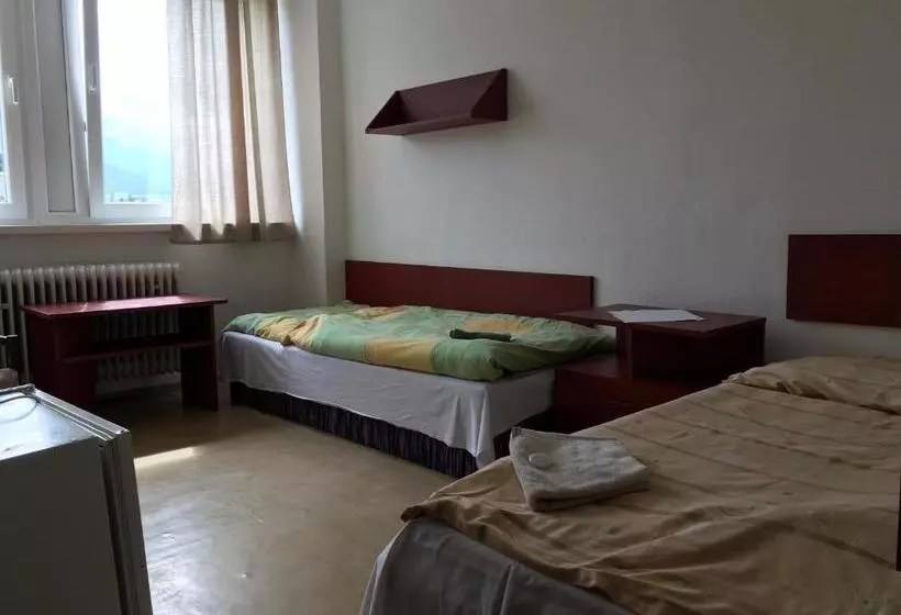 Отель Penzion Cestar