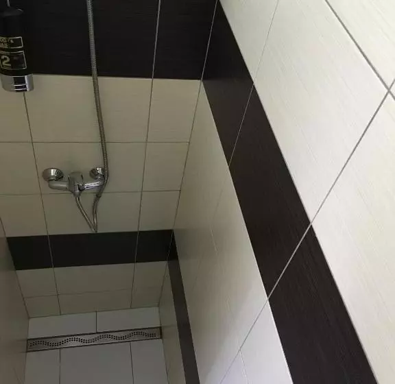 Отель Penzion Cestar