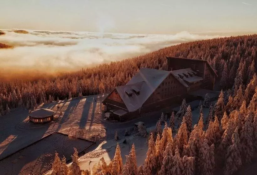 בית מלון כפרי Petrovy Kameny