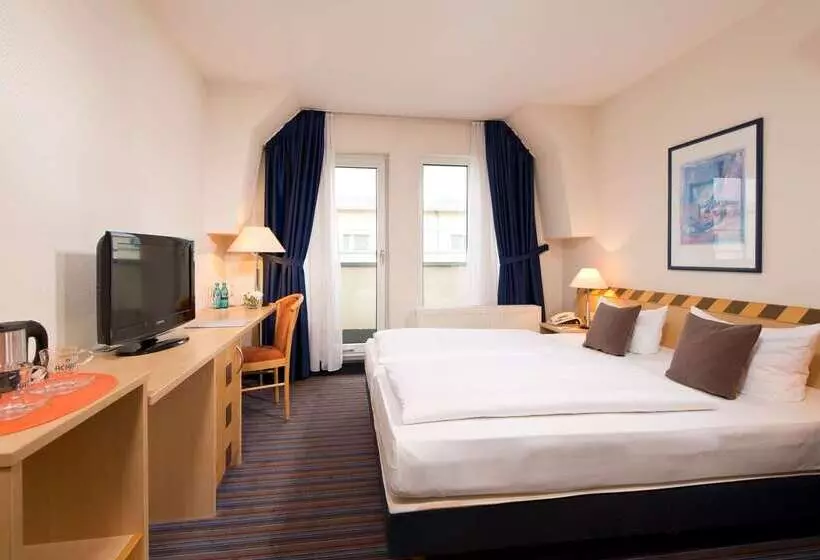 Achat Hotel Dresden Elbufer