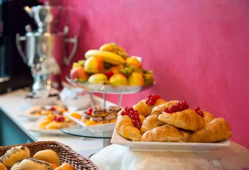 Achat Hotel Dresden Elbufer