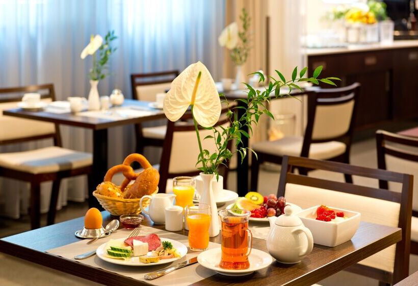 Achat Hotel Dresden Elbufer