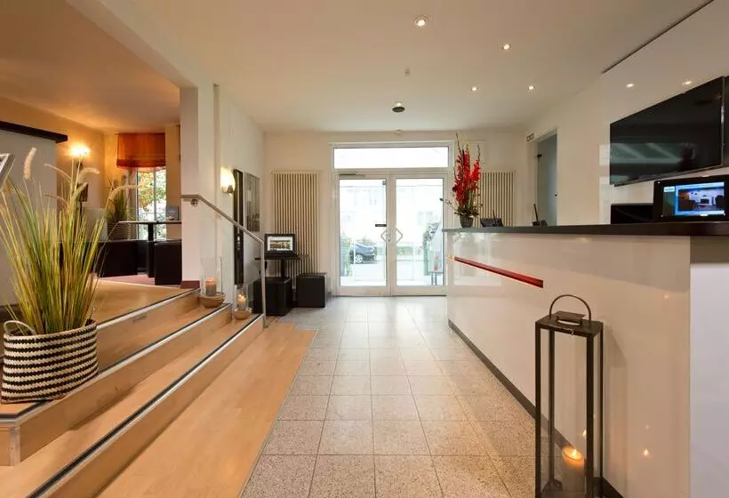 Achat Hotel Dresden Elbufer