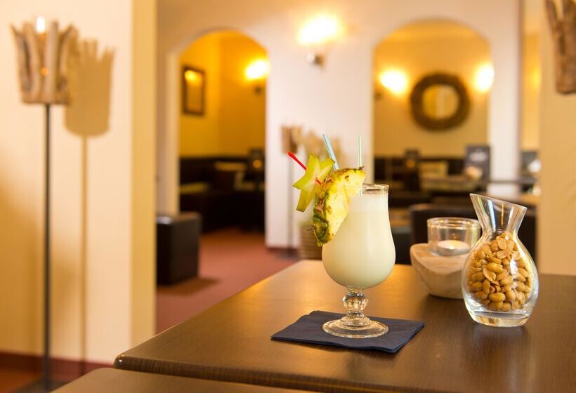 Achat Hotel Dresden Elbufer