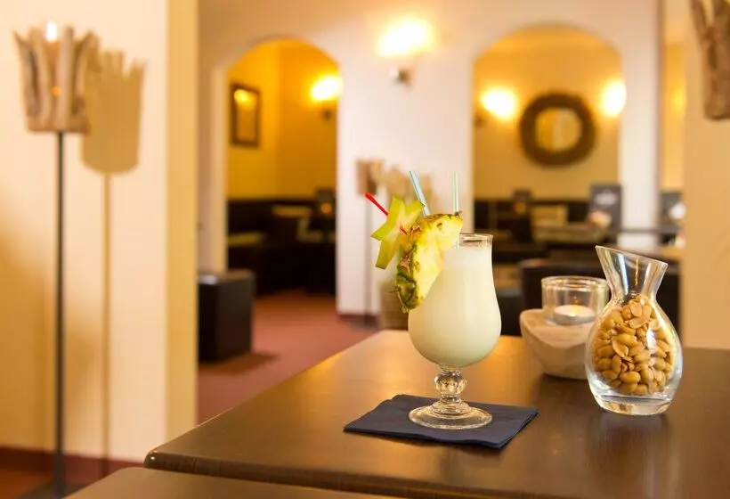 Achat Hotel Dresden Elbufer