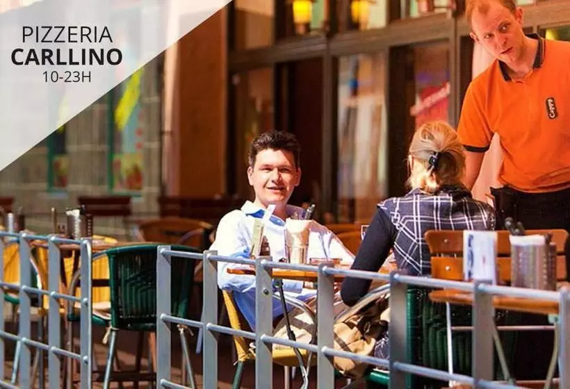 Отель Charles Central