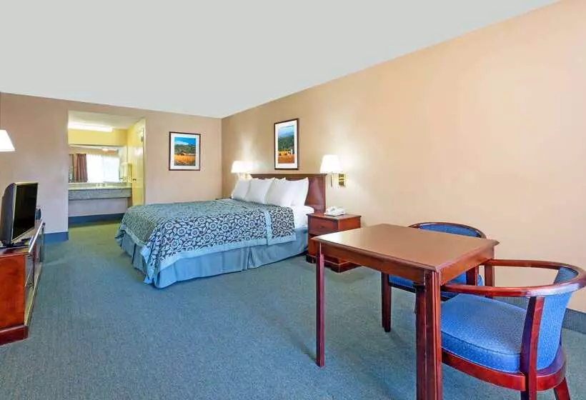 호텔 Days Inn By Wyndham Fontana / Rialto