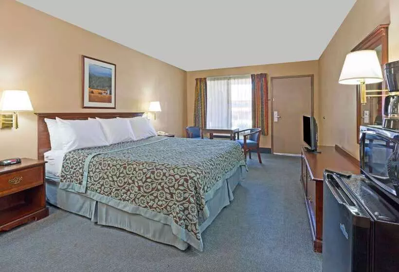 호텔 Days Inn By Wyndham Fontana / Rialto