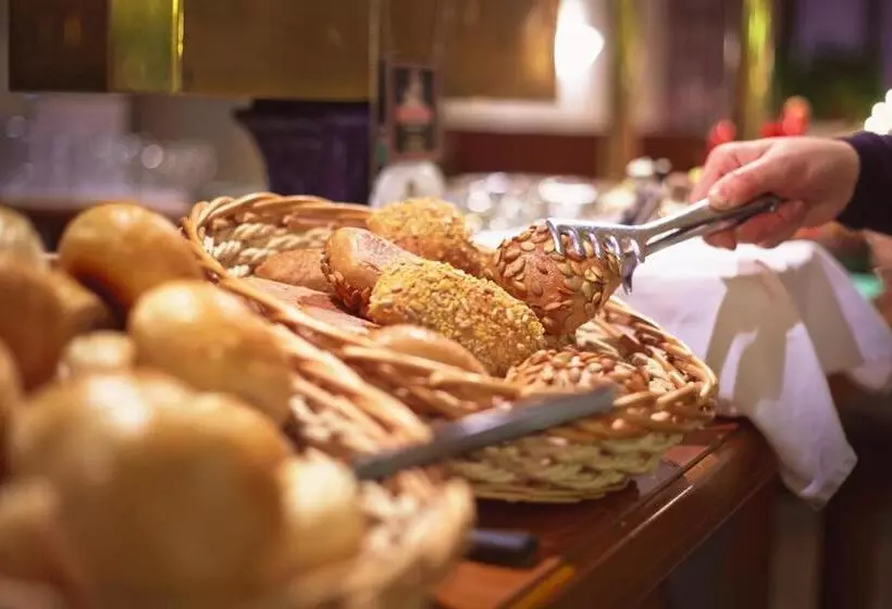 هتل Villa Noel am Hauptbahnhof