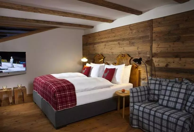 هتل Kitzhof Mountain Design Resort