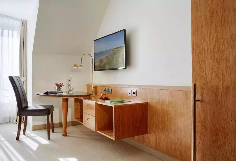 Lindner Hotel Dusseldorf Airport, Part Of Jdv By Hyatt