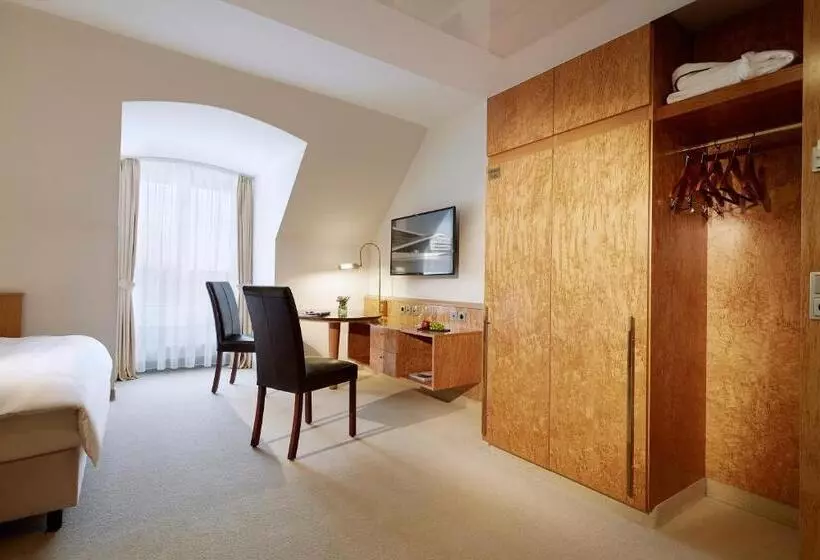 Lindner Hotel Dusseldorf Airport, Part Of Jdv By Hyatt