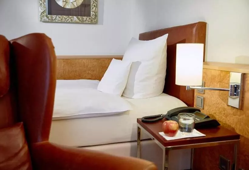 Lindner Hotel Dusseldorf Airport, Part Of Jdv By Hyatt