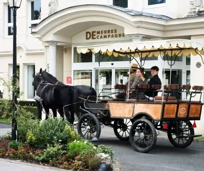 هتل Mercure Château De Fontainebleau
