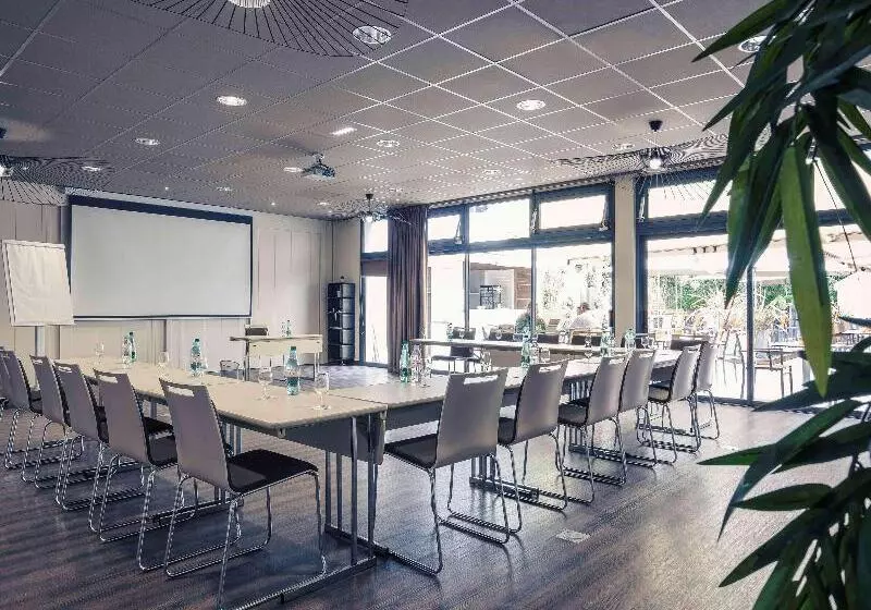 هتل Mercure La Roche Sur Yon