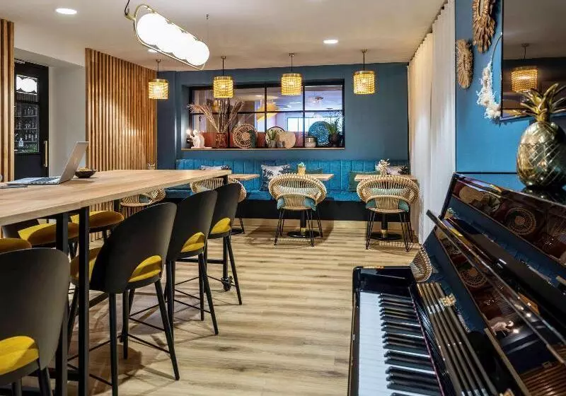 هتل Mercure La Roche Sur Yon