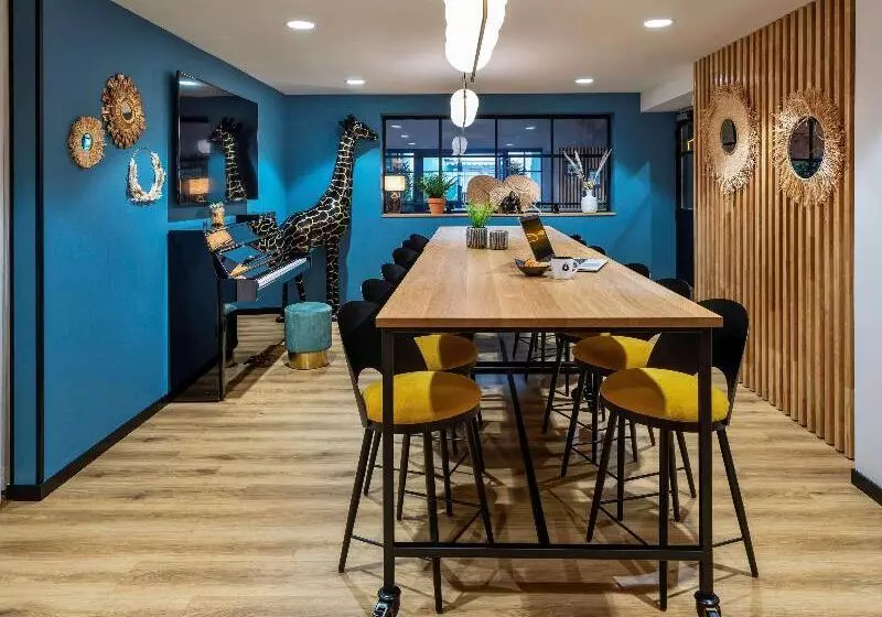 هتل Mercure La Roche Sur Yon