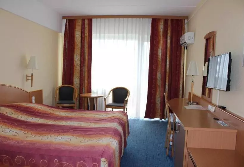 هتل Mátyás Király Gyógy és Wellness