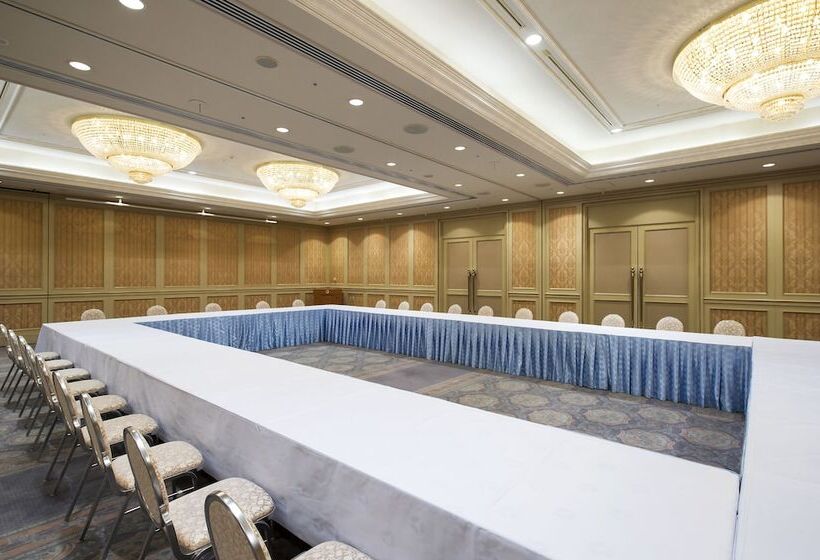 בית מלון כפרי Okura Jr Huis Ten Bosch