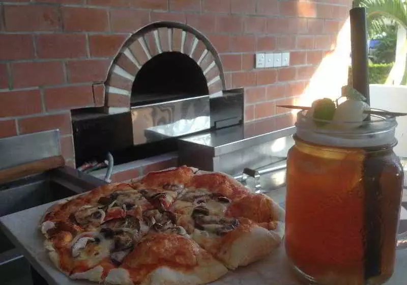 ホテル Panorama Regency