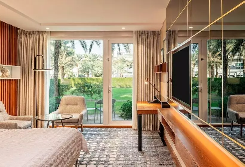 Le Méridien Dubai Hotel & Conference Centre
