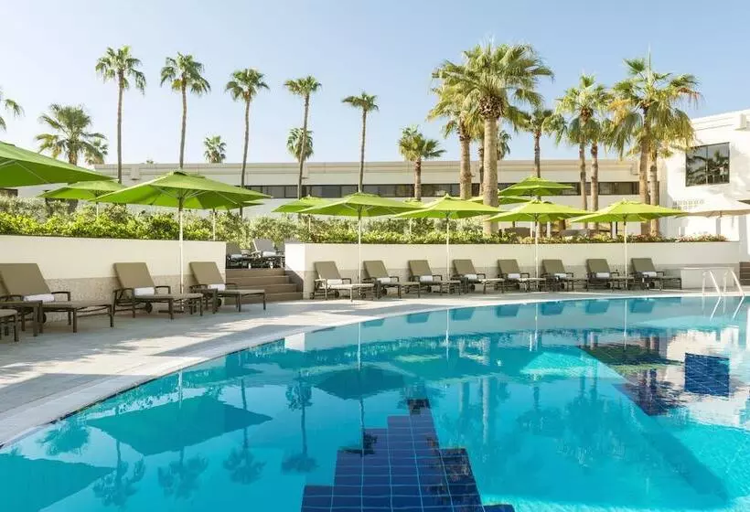 Le Méridien Dubai Hotel & Conference Centre