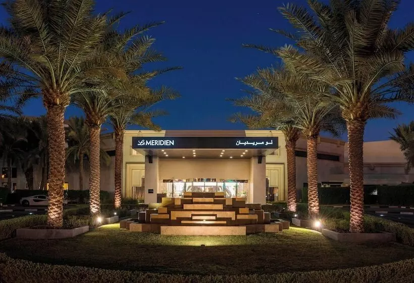 Le Méridien Dubai Hotel & Conference Centre