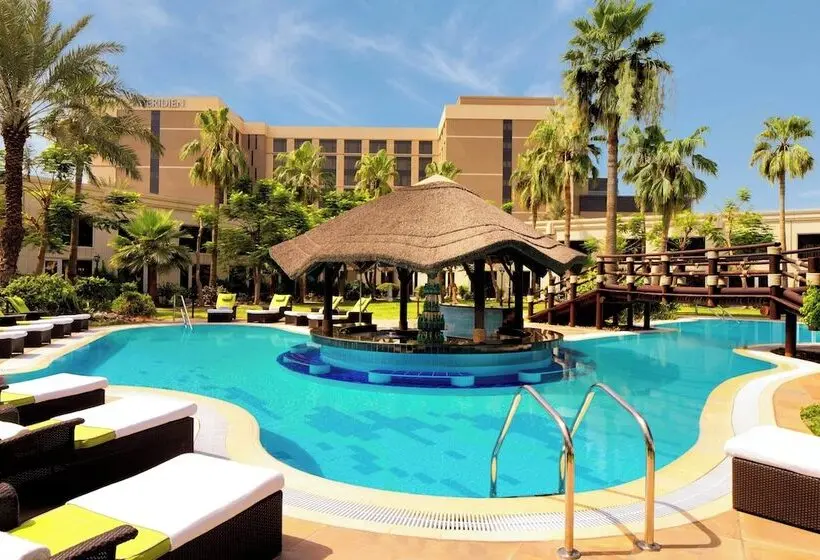 Le Méridien Dubai Hotel & Conference Centre