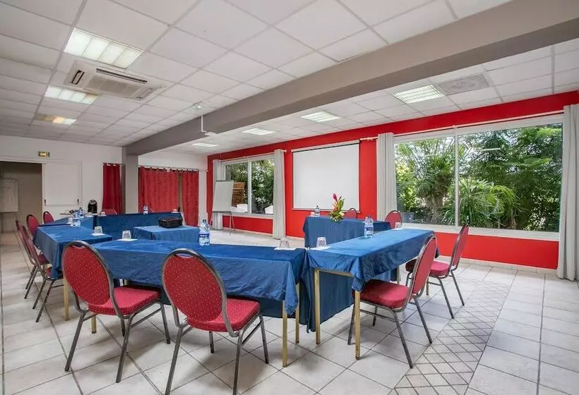 استراحتگاه Karibea Sainte Luce