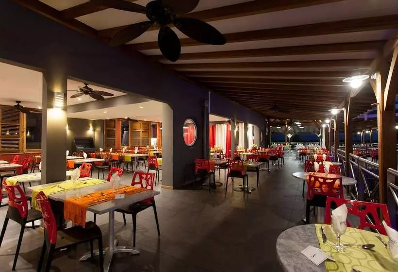 استراحتگاه Karibea Sainte Luce