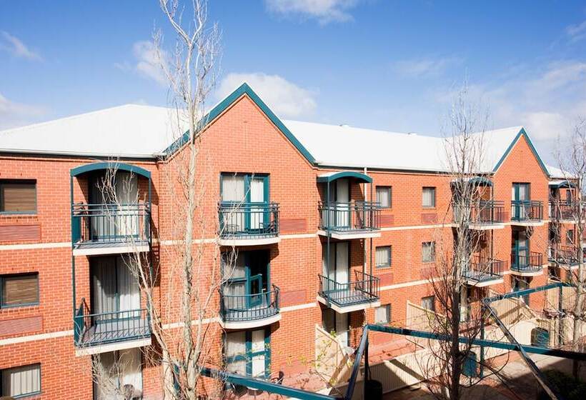 בית מלון כפרי Breakfree Adelaide