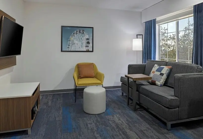 ホテル City Express by Marriott Santa Ana/Orange County Airport