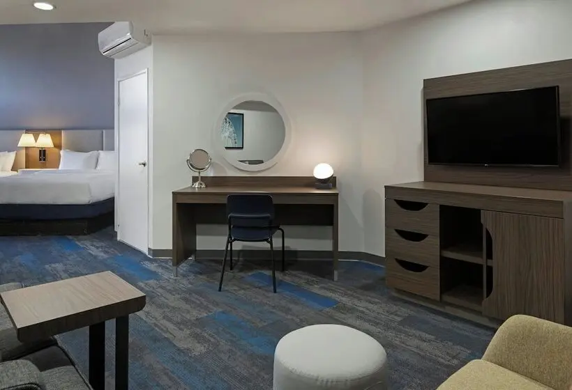 ホテル City Express by Marriott Santa Ana/Orange County Airport