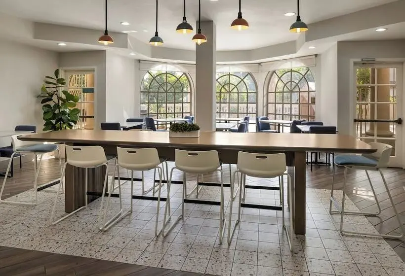 ホテル City Express by Marriott Santa Ana/Orange County Airport