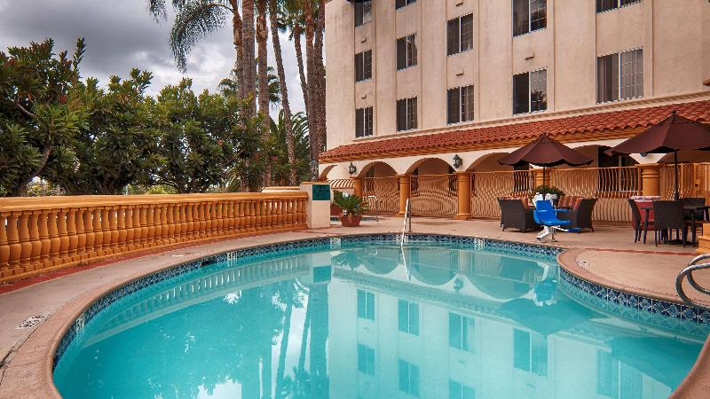 Отель Hampton Inn And Suites Santa Ana/orange County Airport