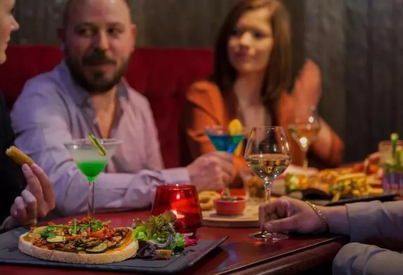 هتل Holiday Inn Calais Coquelles, An Ihg