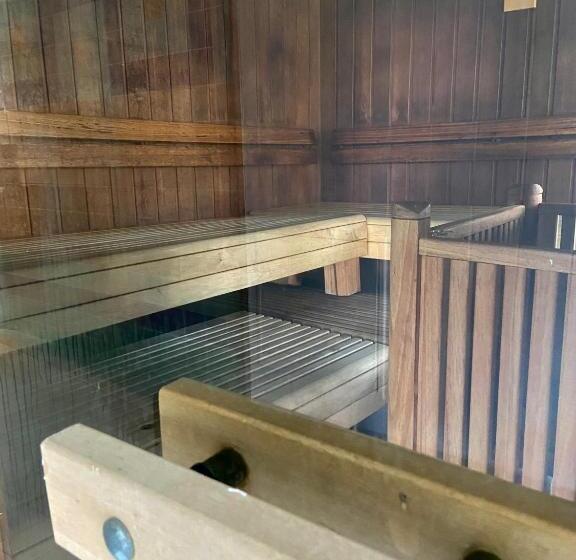 فندق Holiday Inn Calais Coquelles, An Ihg