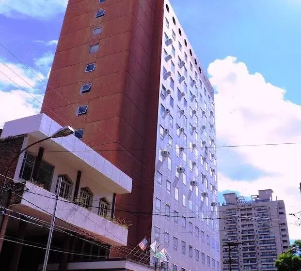 فندق Julio Cesar