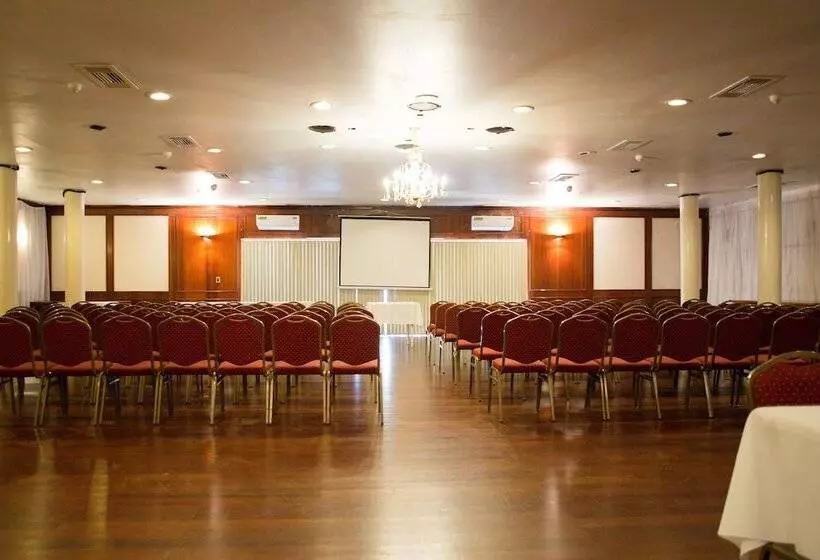 فندق Julio Cesar