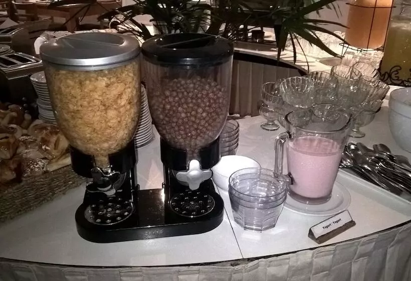 فندق Julio Cesar