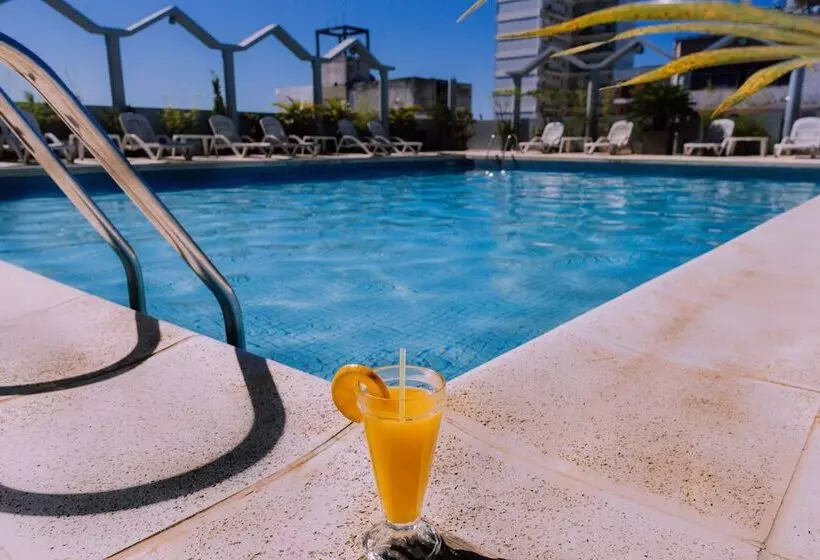 فندق Julio Cesar